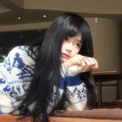 聪明的金发美女